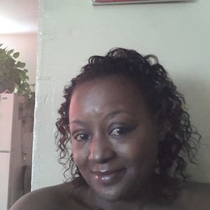 Meet your Posher, Desiree