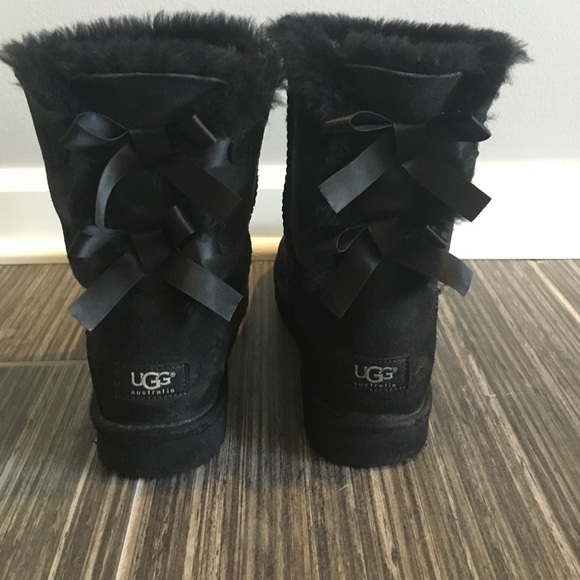 GOOD as new Black Ugg Boots
