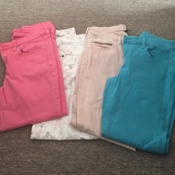 Bundle for @kimmyg74 Two Cropped pattern jeans
