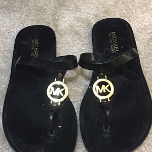 Michael kors flip flops