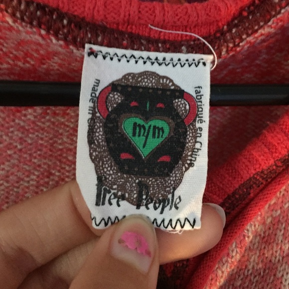 FreePeople lightweight pullover - Picture 3 of 4