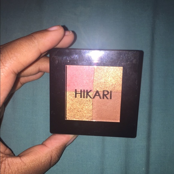 Hikari radiate shimmer bronzer