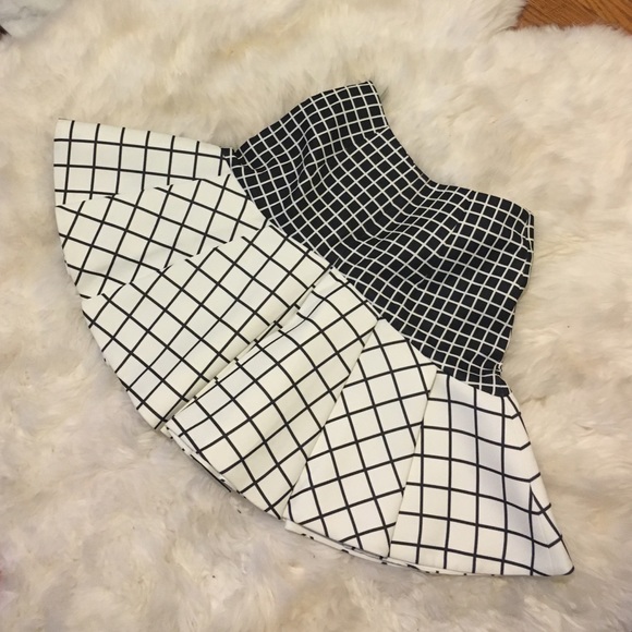 Cameo Why Ask Grid-Print Black and White Skirt - Picture 4 of 4