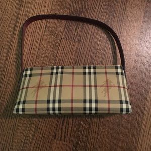 Burberry purse