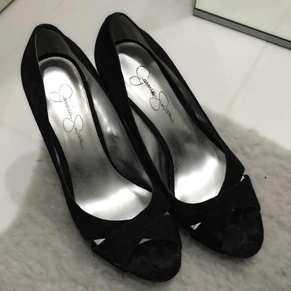 Jessica Simpson black wedges