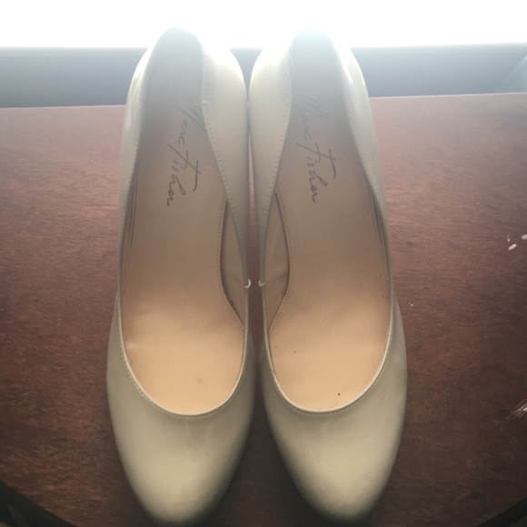 MARC FISHER nude heels!!