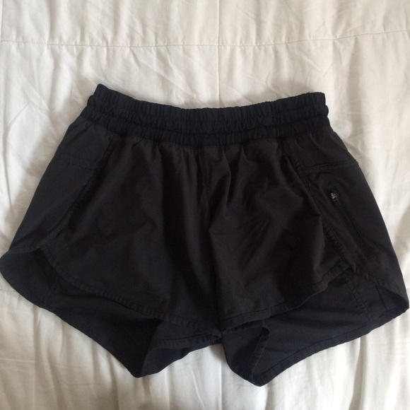 lululemon tracker short