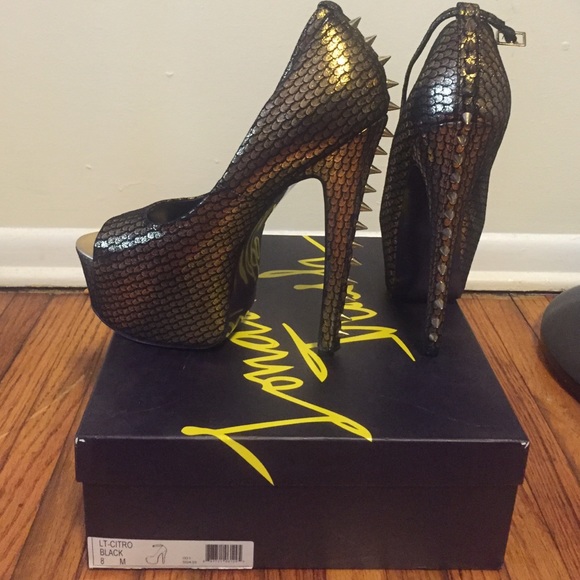 LondonTrashLTCitroBlackHeels