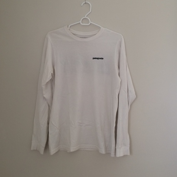 white long sleeve Patagonia tshirt