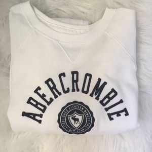 Abercrombie&Fitch White Pullover Sweater
