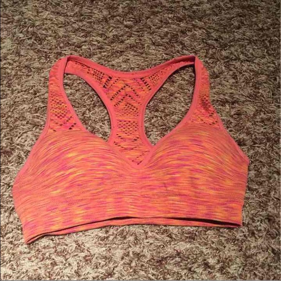 PINK vs push-up yoga sport bra