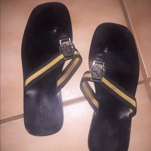 Gucci women slides..