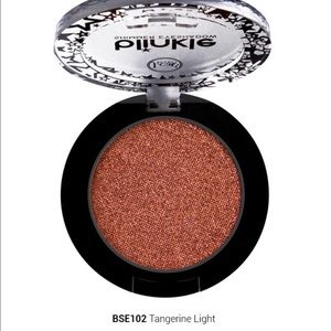 Eyeshadow: tangerine light