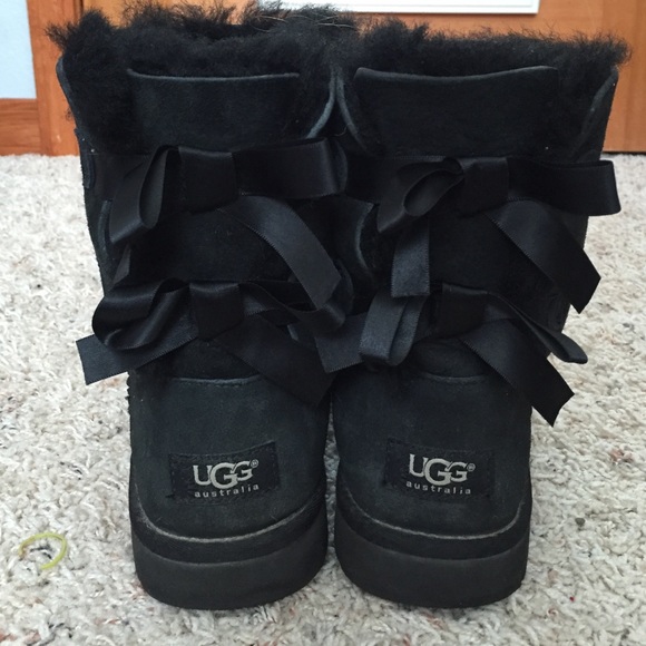 UGG Bailey bow boots - Picture 2 of 4