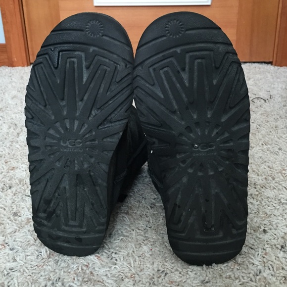 UGG Bailey bow boots - Picture 4 of 4