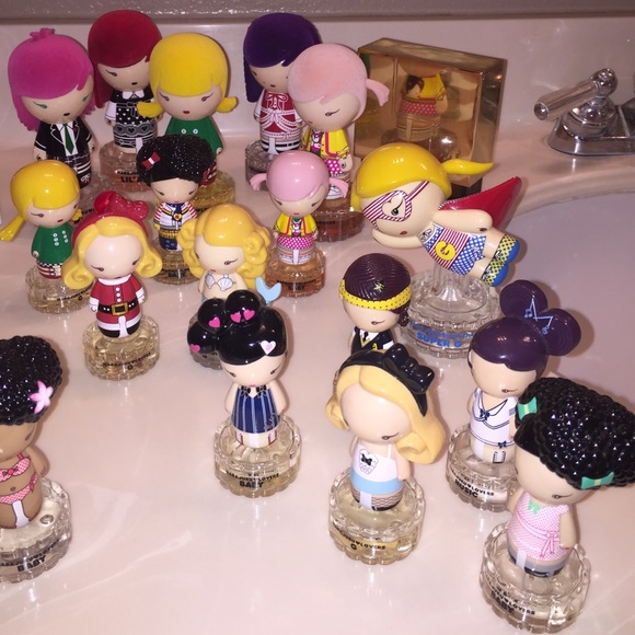 NOT FOR SALE!! ISO Harajuku Lovers perfumes!! - Picture 3 of 4
