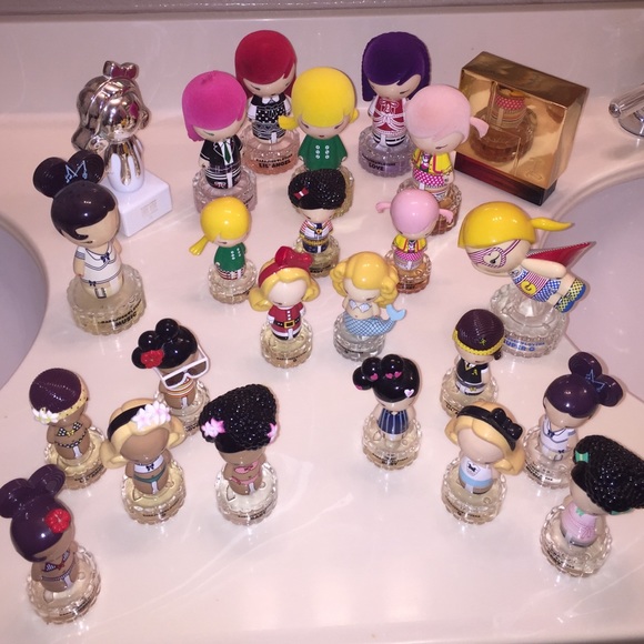 NOT FOR SALE!! ISO Harajuku Lovers perfumes!! - Picture 4 of 4