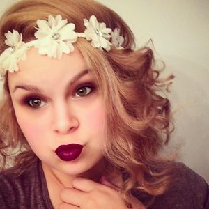 Meet your Posher, Dinely