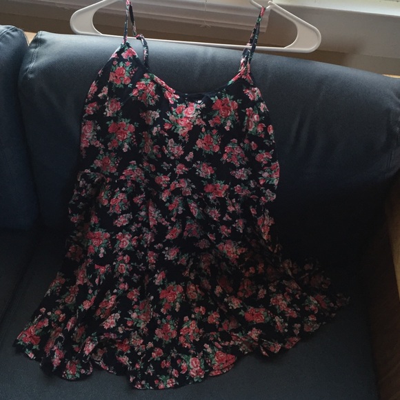 Top - Picture 3 of 3