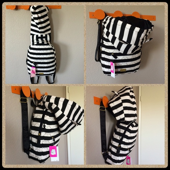Betsey Johnson backpack with hood!! - Picture 2 of 4