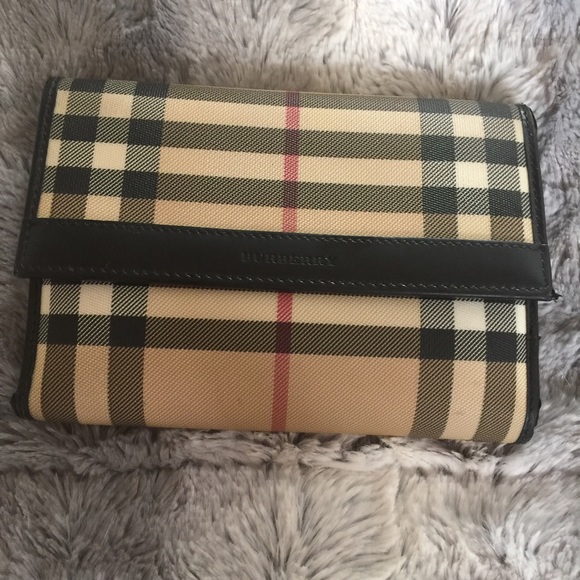 Gently loved Burberry wallet