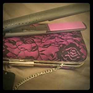 GHD PROFESSIONAL FLAT IRON