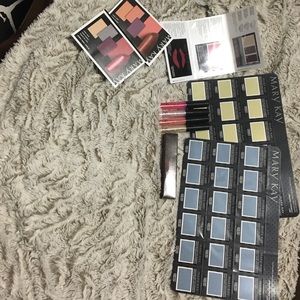 Makeup Bundle 💜💙💕