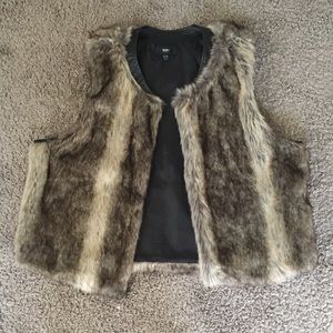 Mossimo Fur Vest!