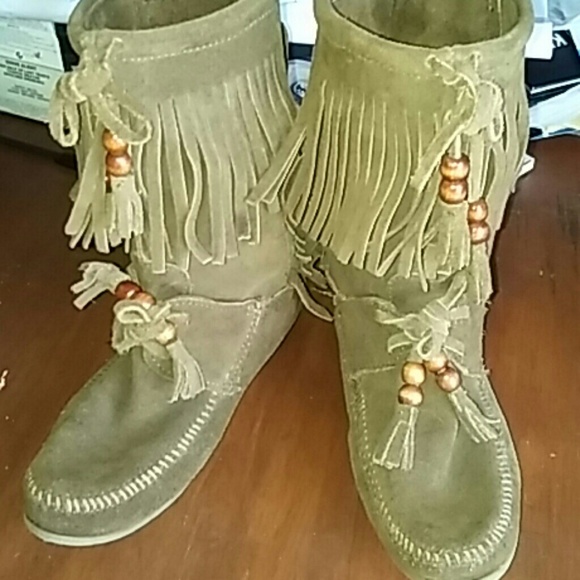 Minnetonka Woodstock 6