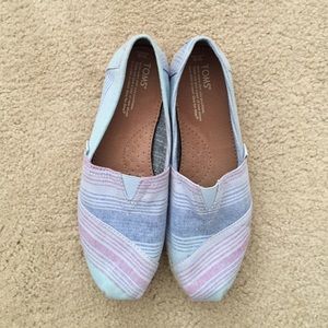 Toms shoes