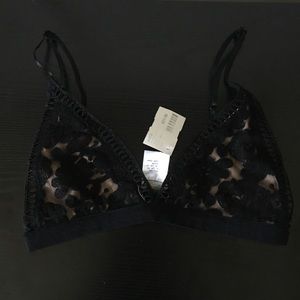 Detailed Bra