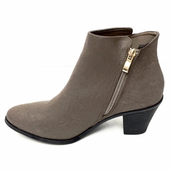 Bucco Western Chic Taupe Fringe Heeled Bootie- New - Picture 2 of 4