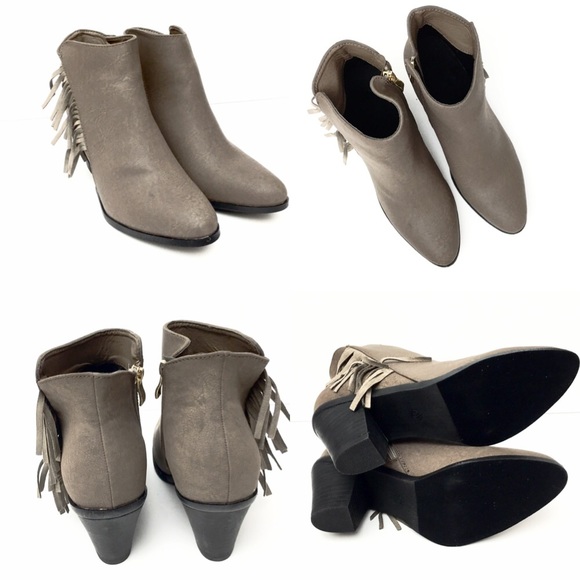 Bucco Western Chic Taupe Fringe Heeled Bootie- New - Picture 3 of 4