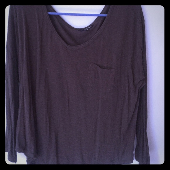 American Eagle Pocketed 3/4 length sleeve tee.