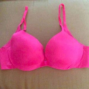 Victoria's Secret Incredible Bra