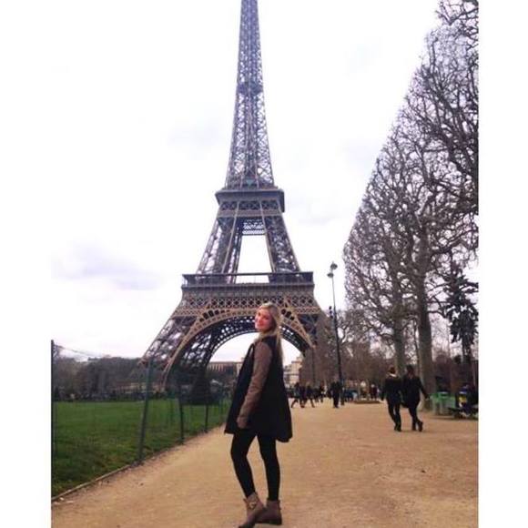 Meet your Posher, Megan - Picture 1 of 1