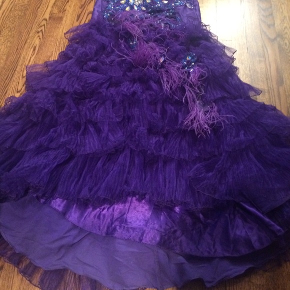 Dress - Picture 2 of 4