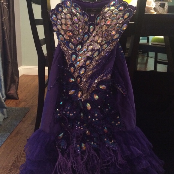 Dress - Picture 3 of 4