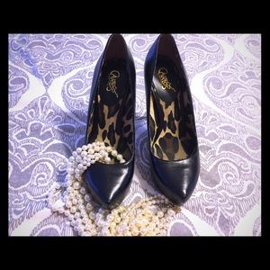 Carlos heels, by Carlos Santana, 7m