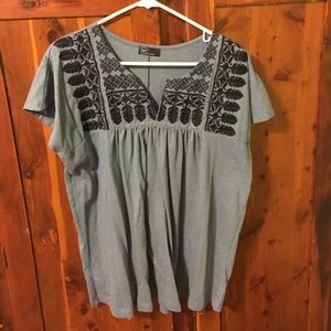 Gap shirt