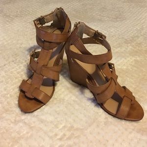 Express Tan Wedges