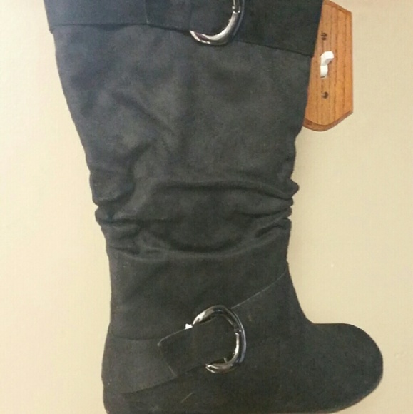 Extra wide calf suede boots