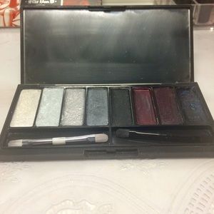 Kat Von D - RARE Love & Fury Palette