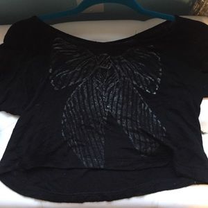 Body central crop top