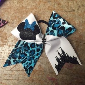 Mouse castle glitter rhinestone cheer bow