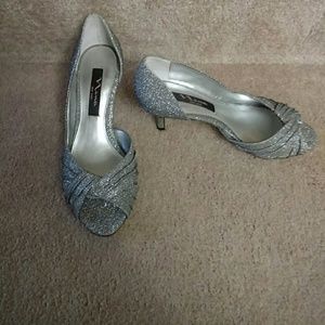 Nina silver peep toe dress shoes