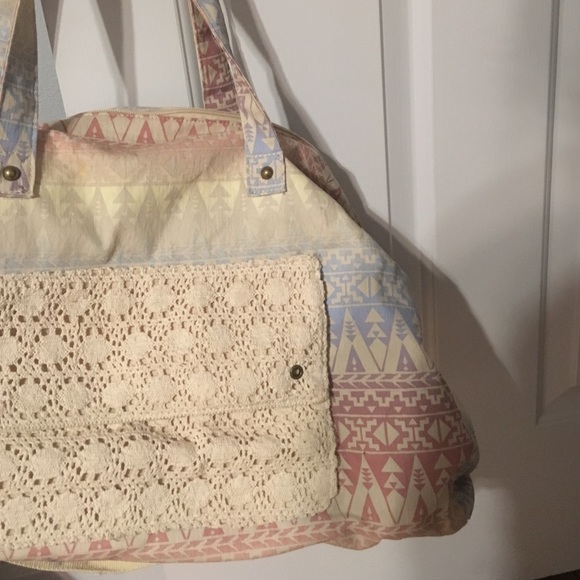 <WEEKEND SALE> Aztec travel bag