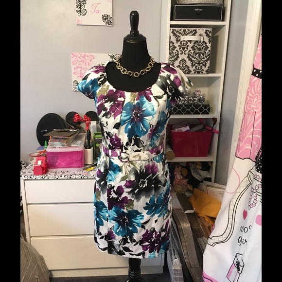 I. N. Studio Dresses & Skirts - Beautiful Print Dress (NWT)