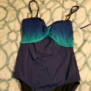 Jaclyn Smith 1 piece swimsuit