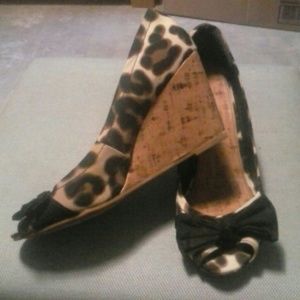 Wedge cheeta heels